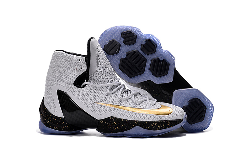 LeBron James 13-002