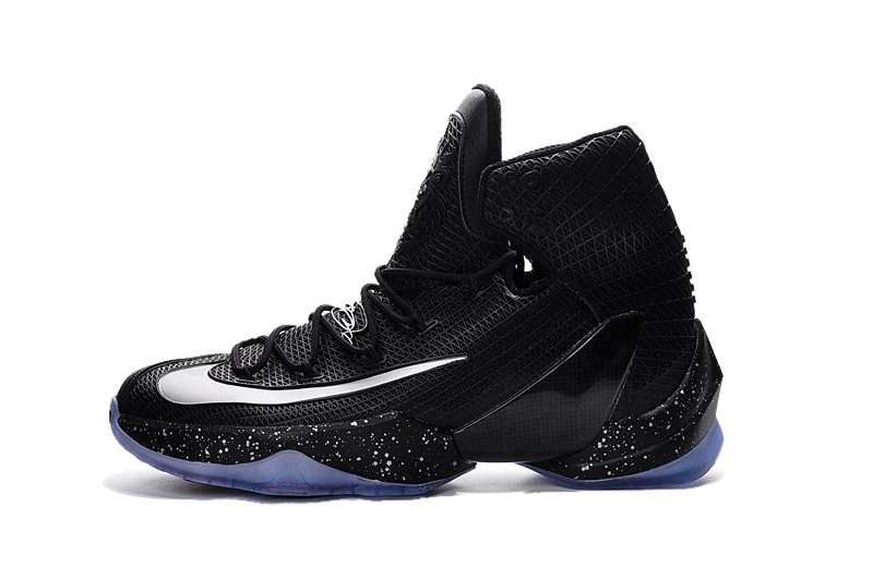 LeBron James 13-015