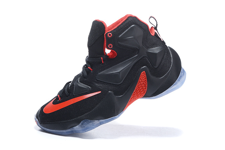 LeBron James 13-018