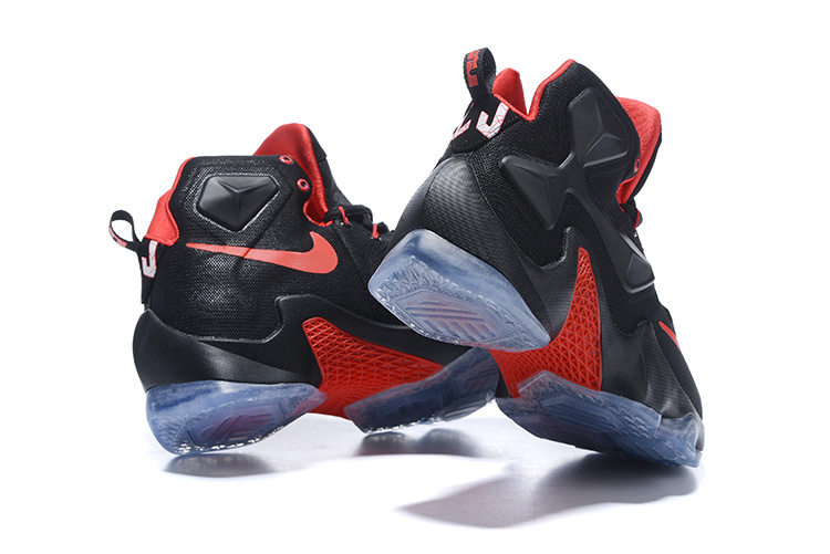 LeBron James 13-018