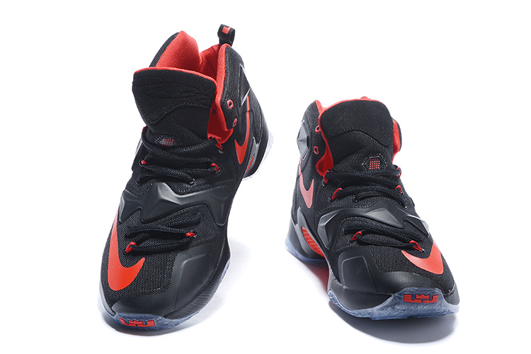 LeBron James 13-018