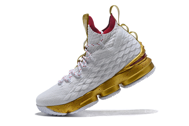 LeBron James 15-011