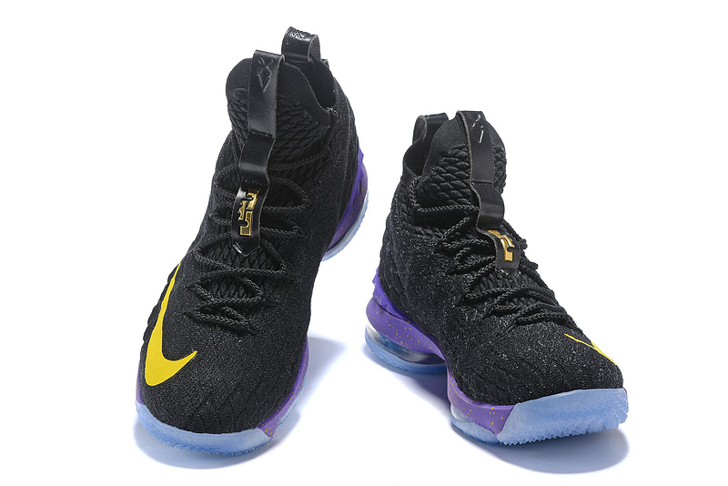 LeBron James 15-033