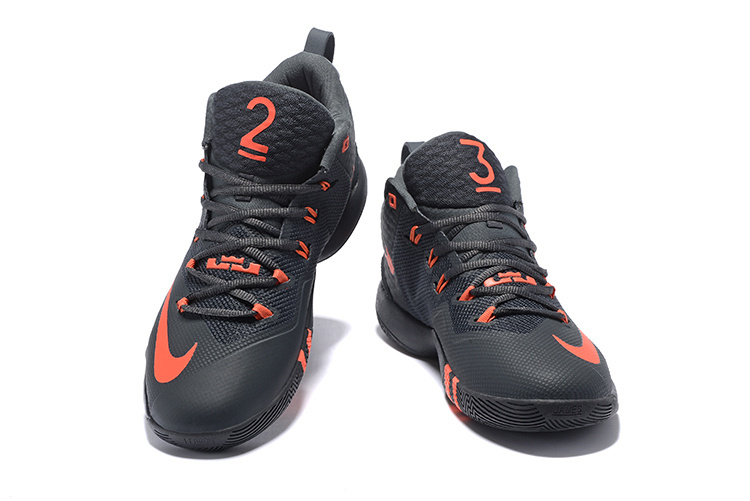 LeBron James amvassador 9-005