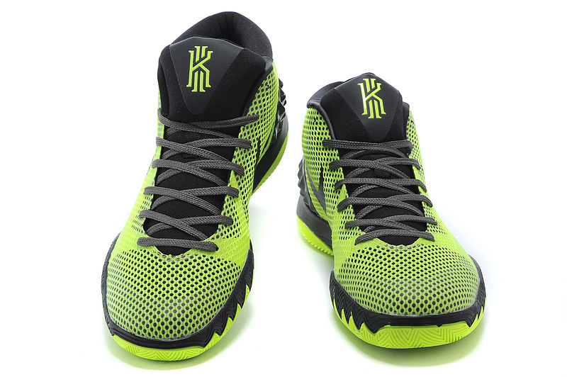 Kyrie Irving 1-029