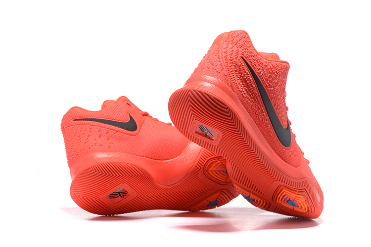 Kyrie Irving 3-026