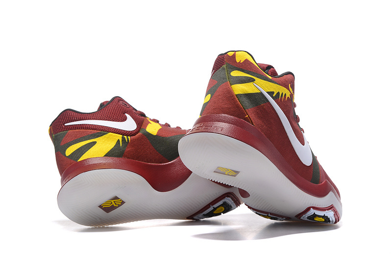 Kyrie Irving 3-034