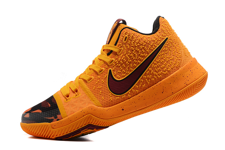 Kyrie Irving 3-055