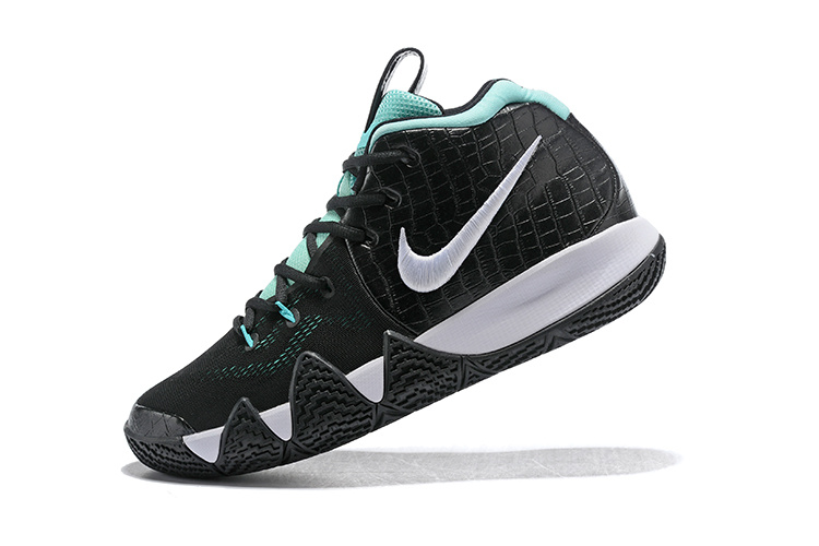 Kyrie Irving 4-034