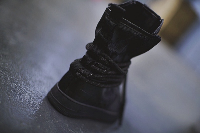 Nike Air Force One women high-002