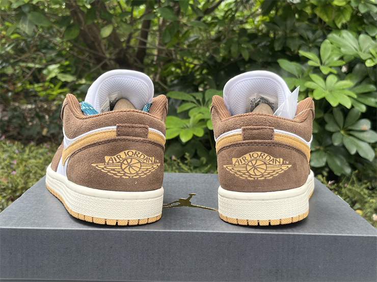 Authentic Air Jordan 1 Low GS “Cacao Wow”