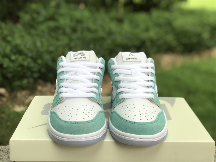 Authentic April Skateboards x Dunk SB Low