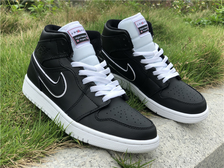 Authentic Air Jordan 1 Mid black white