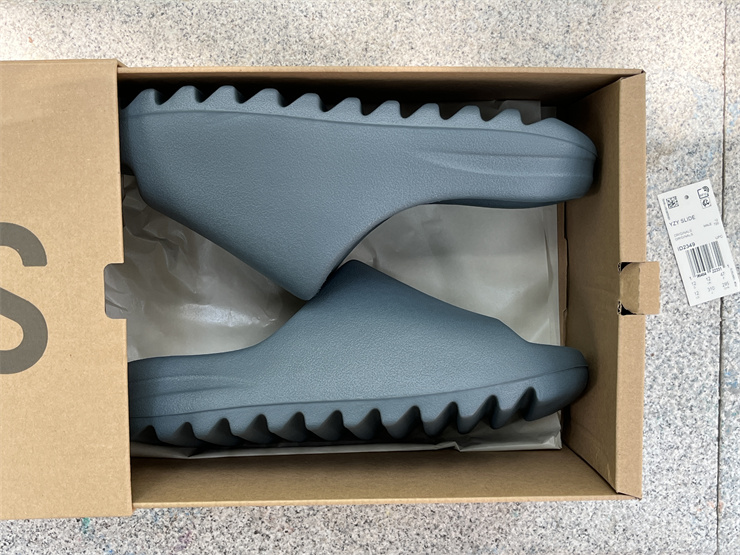 Authentic Adidas Originals Yeezy Slide 