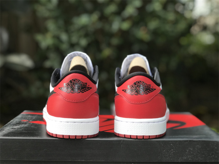 Authentic Air Jordan 1 Low “Black Toe” 