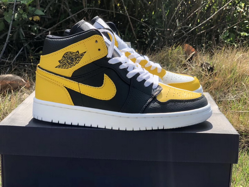 Authentic Air Jordan 1 “Homage To Home” Black Yellow 