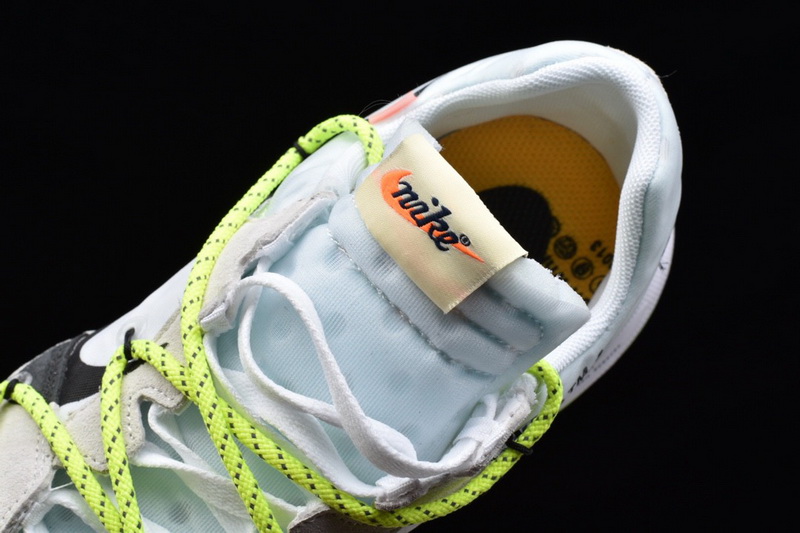 Off- White x Nike Zoom Terra Kiger 5 