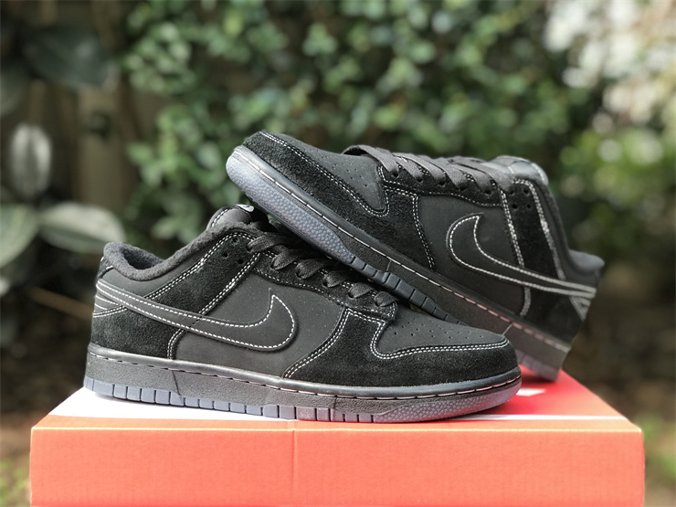 Authentic Nike Dunk Low Black