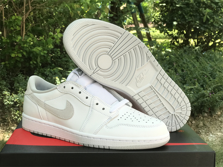 Authentic Air Jordan 1 Low “Neutral Grey”