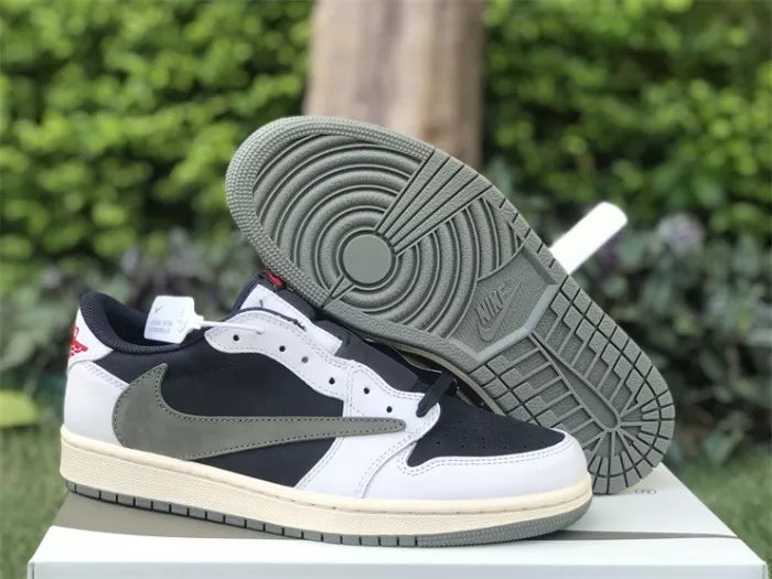 Authentic Travis Scott x Air Jordan 1 Low 4.0