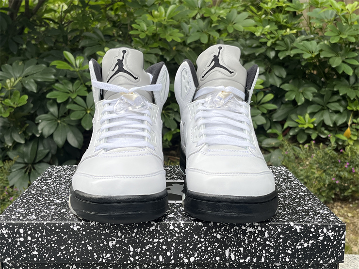 Authentic Air Jordan 5 “Reverse Metallic”