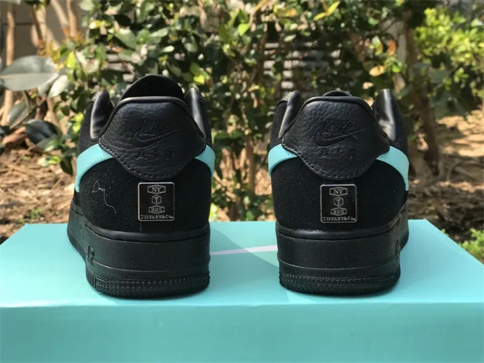 TIFFANY CO. x NIKE AIR FORCE 1 LOW High End Quality