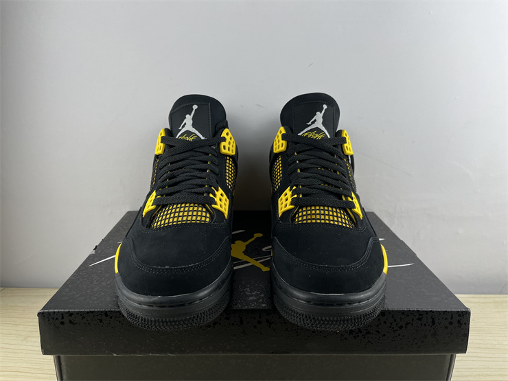 Authentic Air Jordan 4 “Thunder”2023