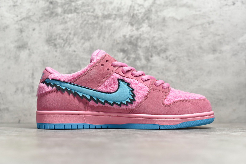 Authentic Grateful Dead x Nike SB Dunk Low “Pink Bear” 