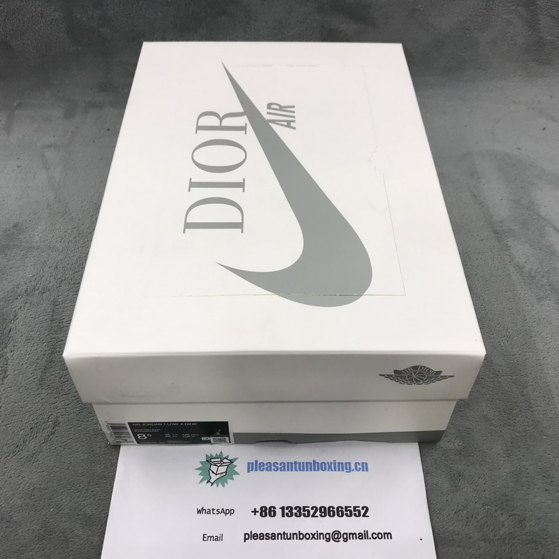 Super Max Perfect Dior x Air Jordan 1 Low