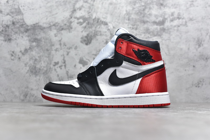 Authentic Air Jordan 1 Satin WMNS “Black Toe” 