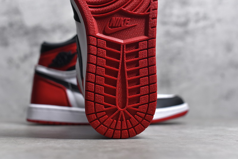 Authentic Air Jordan 1 Satin WMNS “Black Toe” 