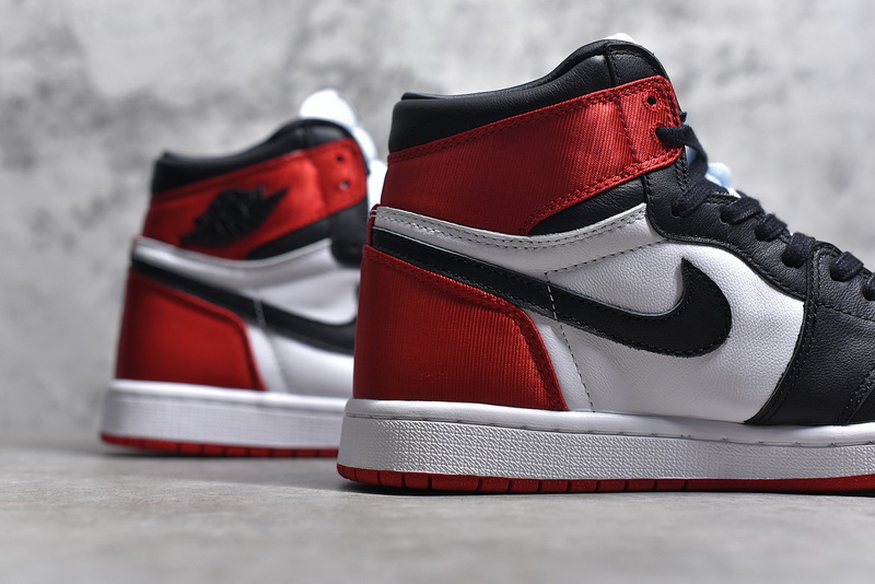 Authentic Air Jordan 1 Satin WMNS “Black Toe” 