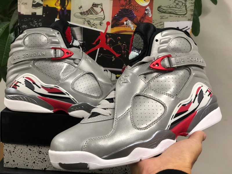 Authentic Air Jordan 8 “Reflective Bugs Bunny” 