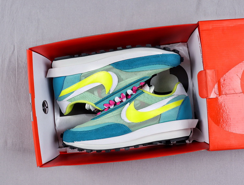 Authentic Sacai x Nike LDV Waffle Daybreak GS 