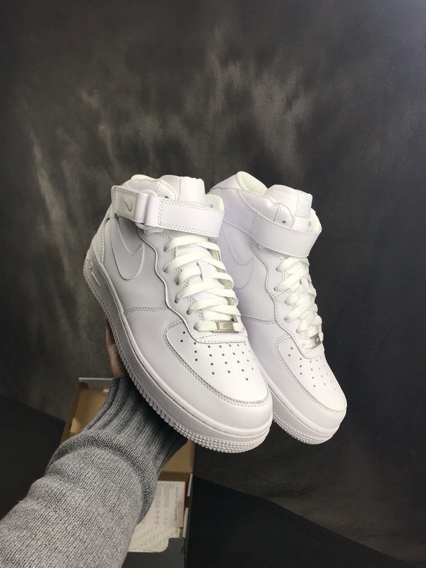 Authentic Nike Air Force 1 Mid 