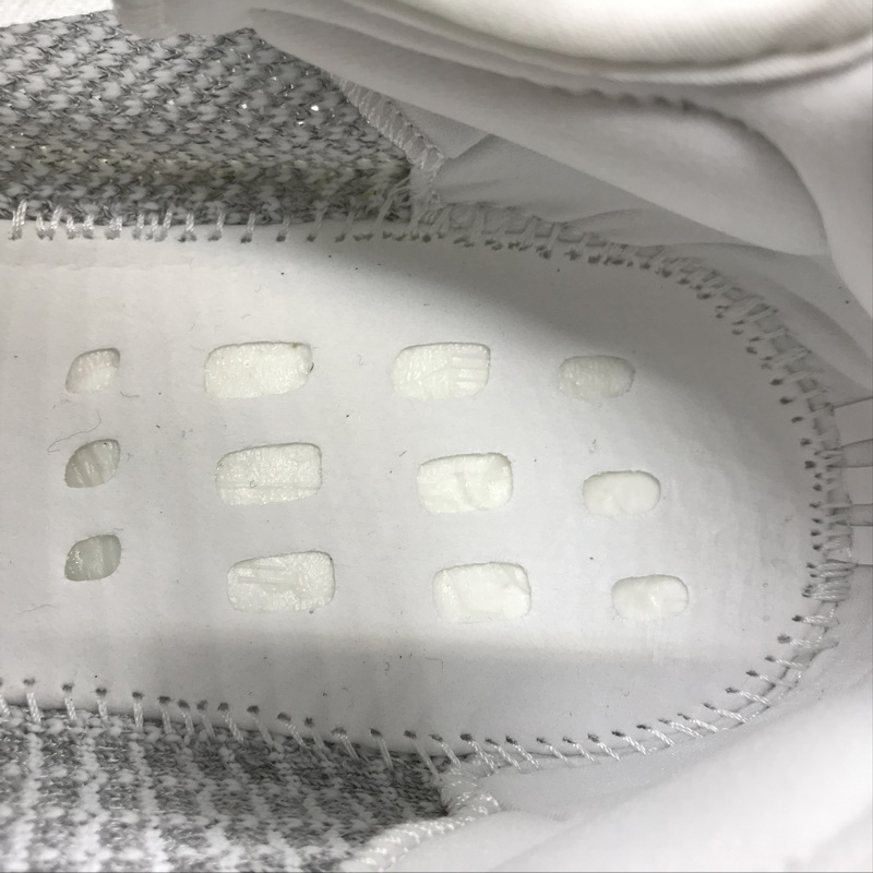 Authentic Yeezy 350 V2 Boost Static (full reflective)