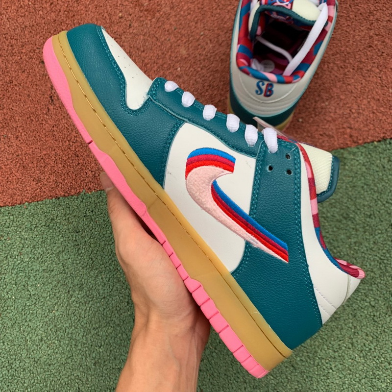 Nike SB Dunk Low x Parra