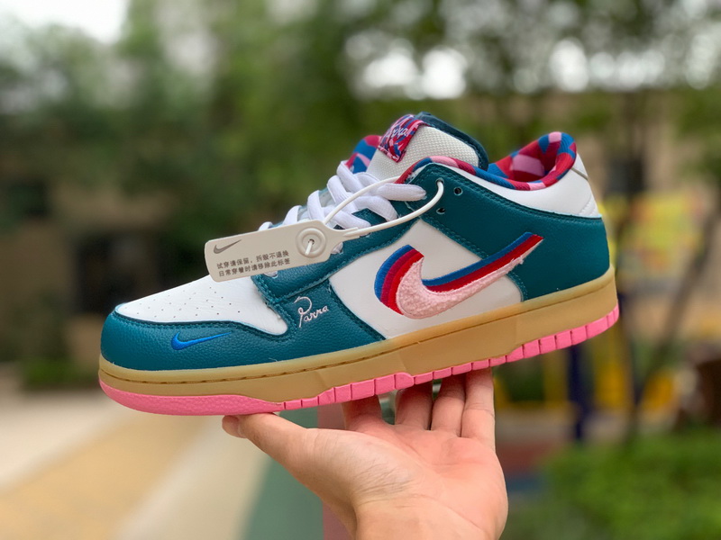 Nike SB Dunk Low x Parra