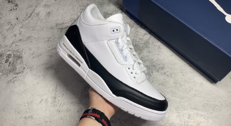 Authentic Fragment x Air Jordan 3