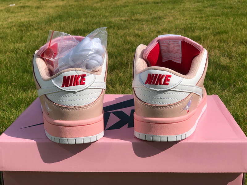 Authentic Nike SB Dunk Low Pigeon Pink