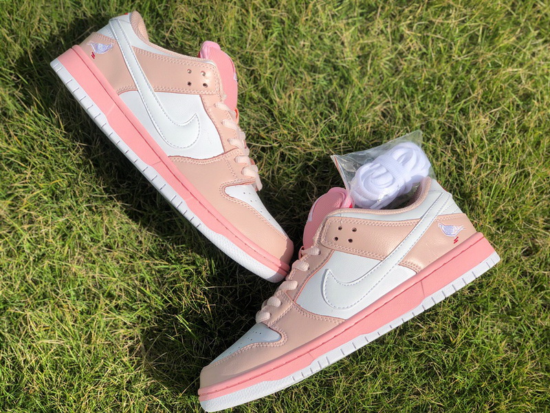 Authentic Nike SB Dunk Low Pigeon Pink