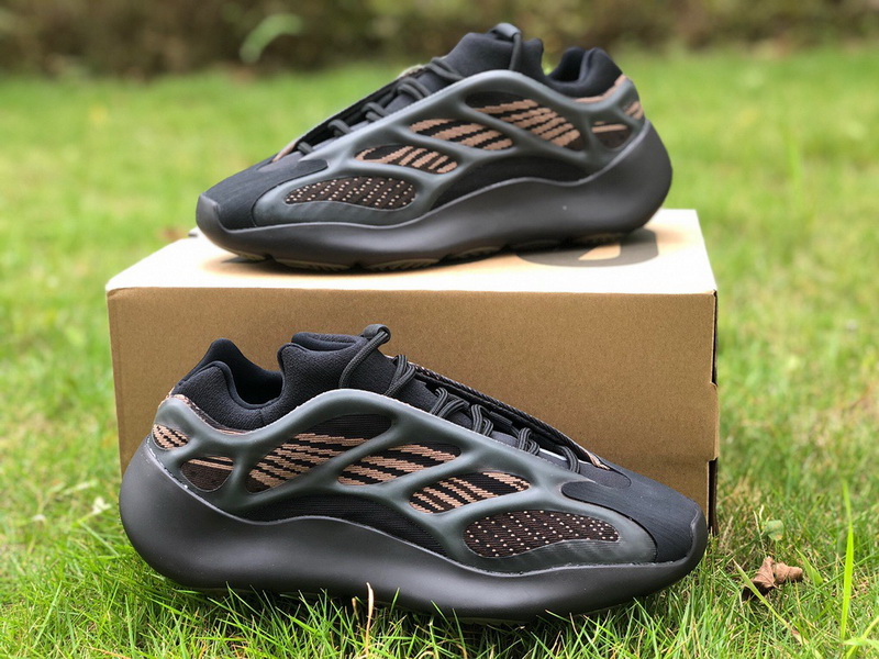 Authentic Yeezy 700 V3 “Eremiel”