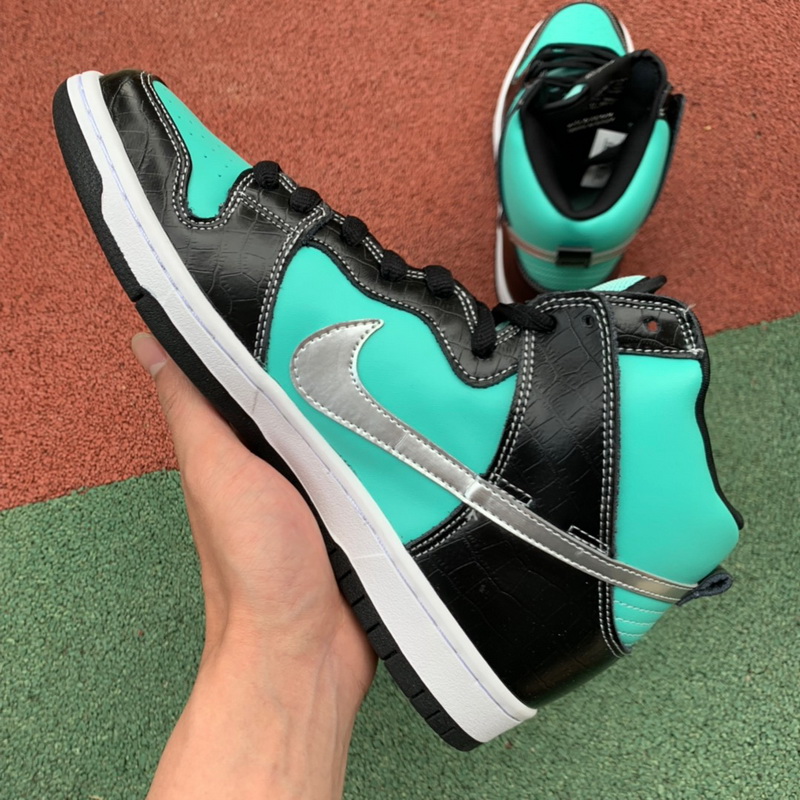 Nike SB Dunk High Diamond Tiffany