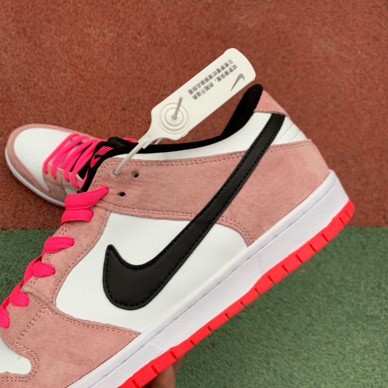 Nike SB Dunk Decon 