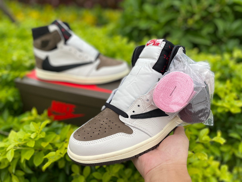 Authentic 2.0 Travis Scott x Air Jordan 1