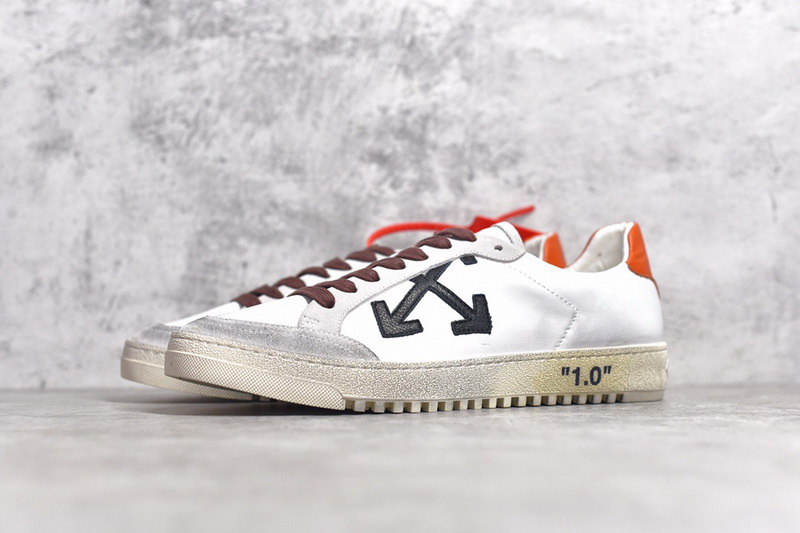 Authentic Off White c/o Virgil Abloh 2.0 Leather Sneaker 