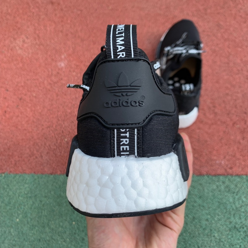 Adidas NMD R1 Boots-004