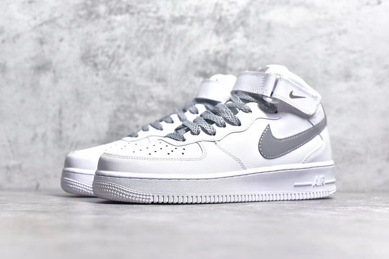 Authentic Nike Air Force 1 Mid 