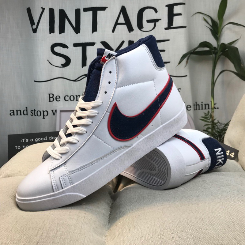 Nike Blazer Mid 77 VNTG QS women shoes