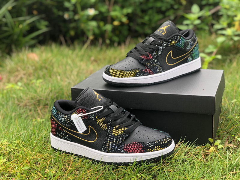 Authentic Air Jordan 1 Low WMNS 